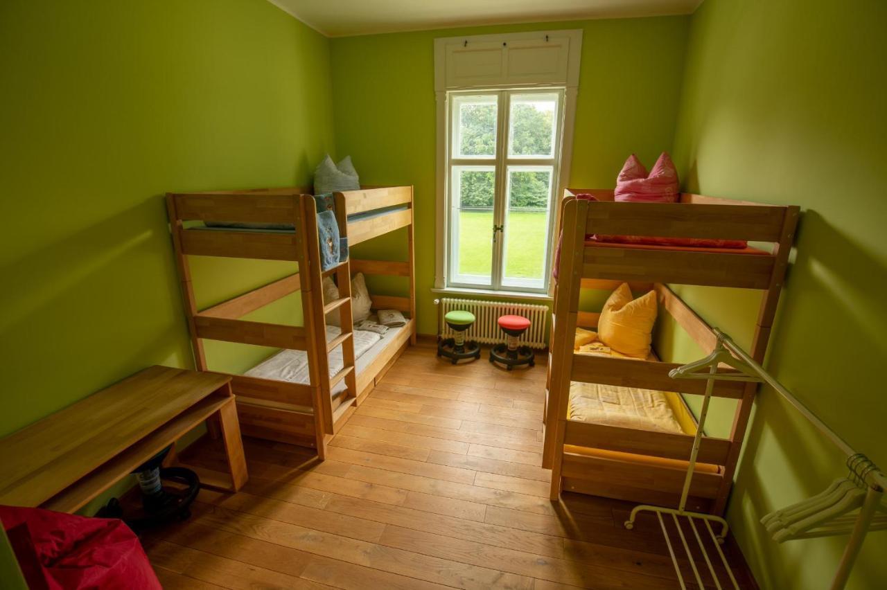 Familienhotel Schloss Leizen Bioverpflegung 외부 사진