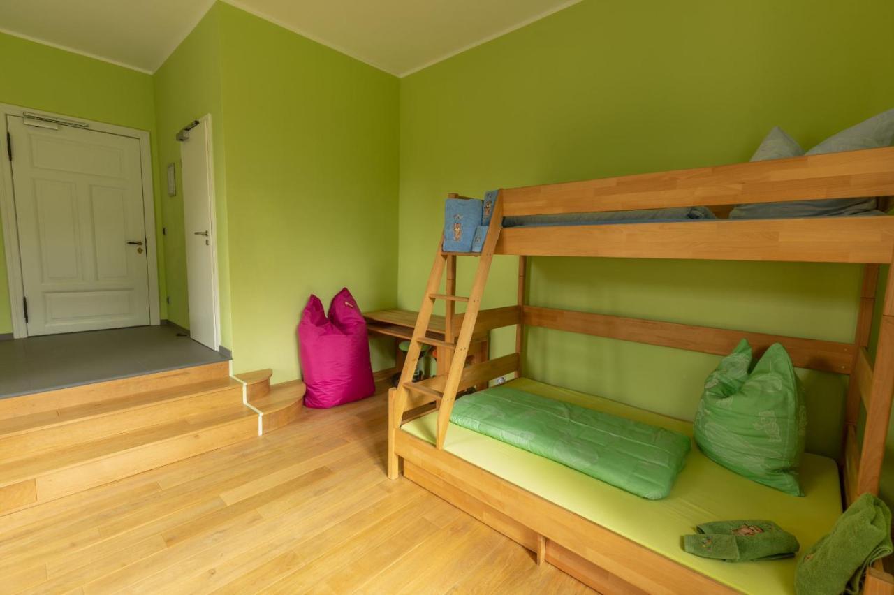 Familienhotel Schloss Leizen Bioverpflegung 외부 사진